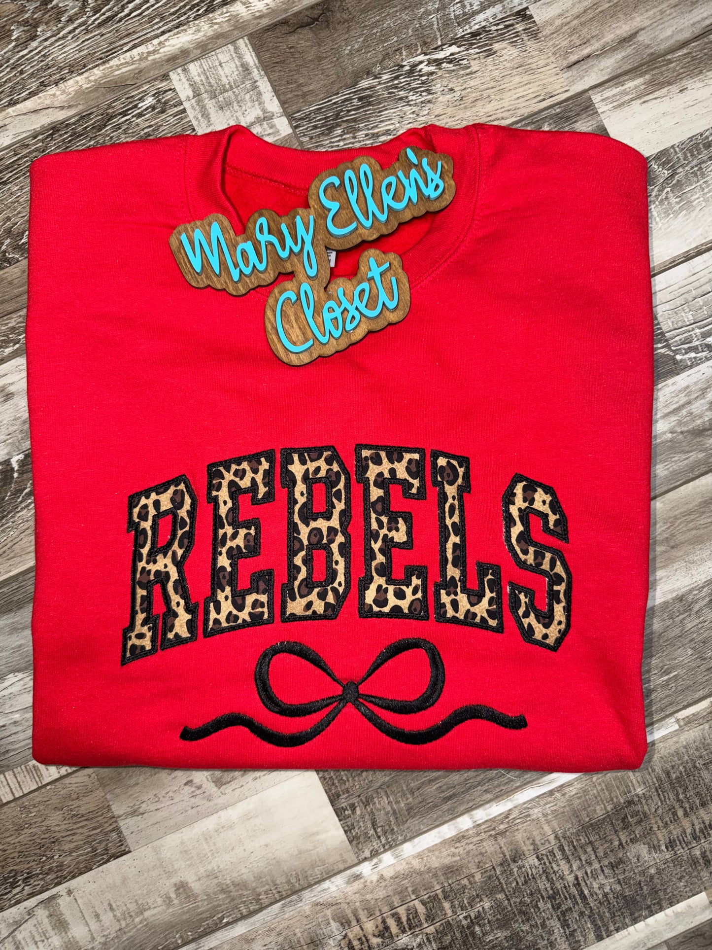 RebelsAppliquéd Animal Print Crewneck