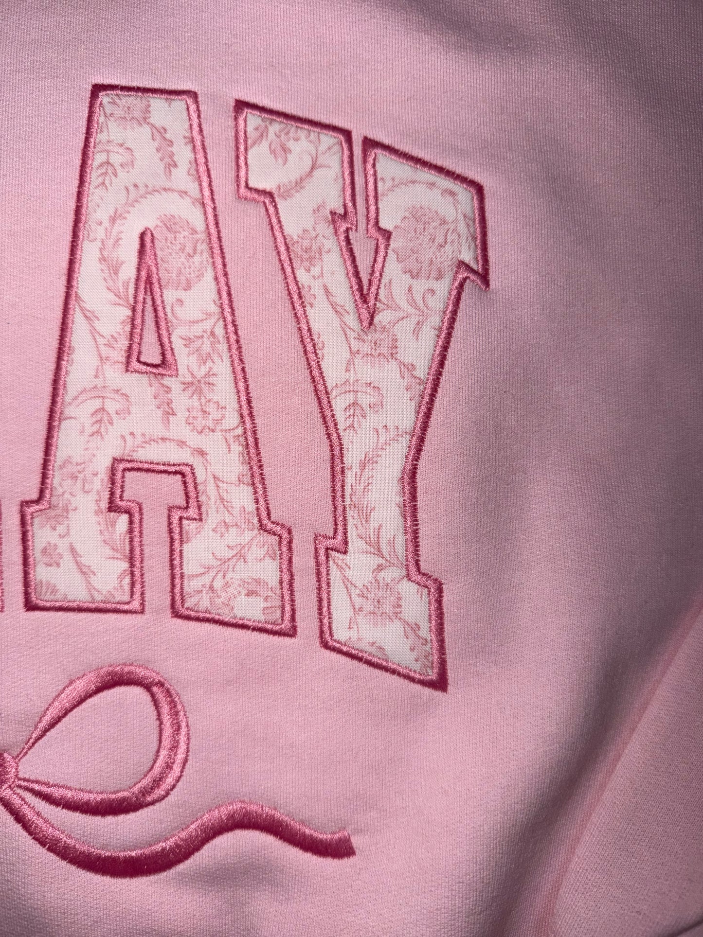Pray Appliqué Crewneck